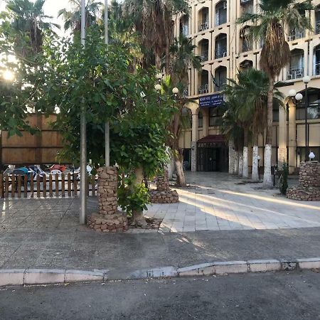 Aqaba Qazar Hotel Екстериор снимка